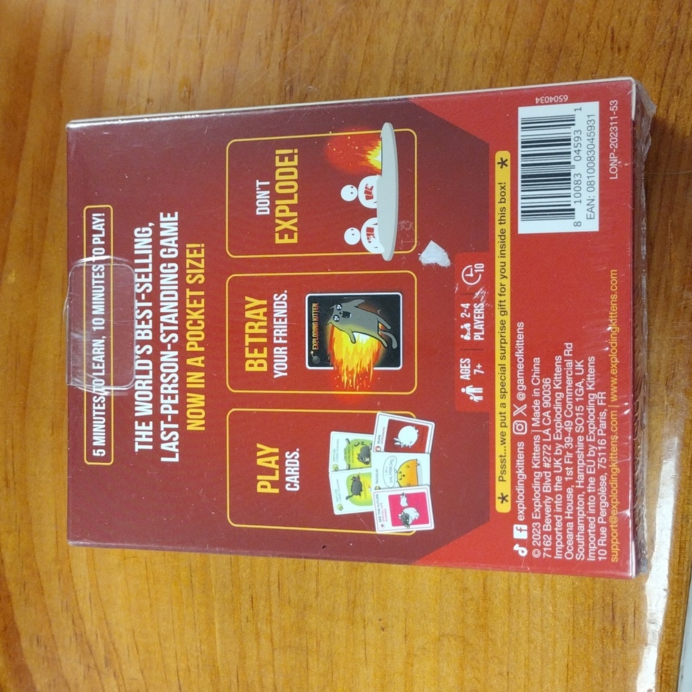 Exploding Kittens Grab And Game , New! - Picture 2 of 2